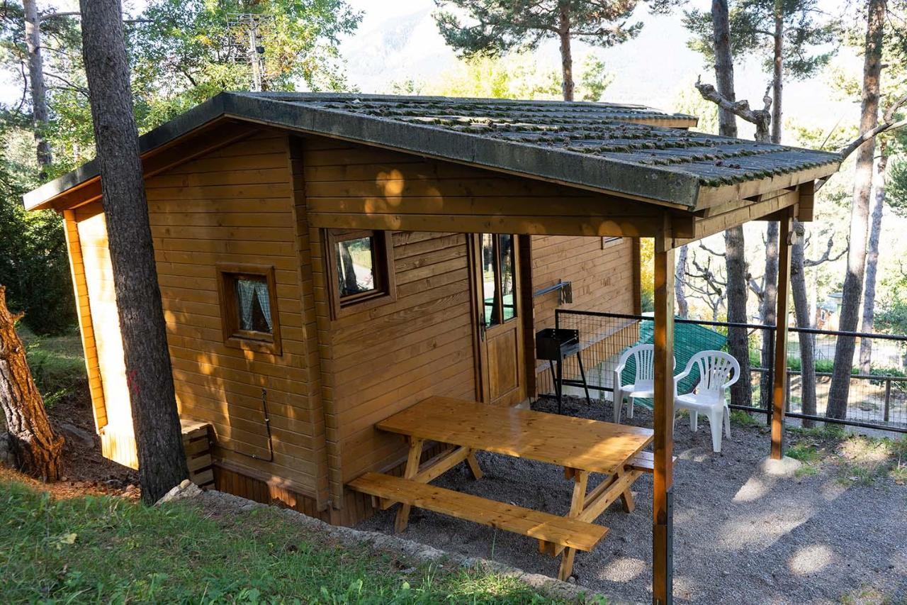 Bungalows Del Camping Pedraforca Saldés Dış mekan fotoğraf