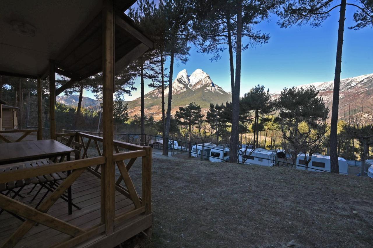 Bungalows Del Camping Pedraforca Saldés Dış mekan fotoğraf