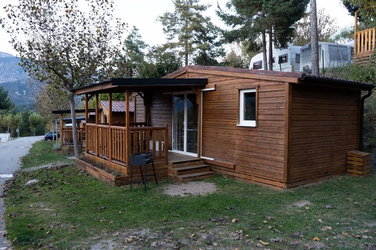 Bungalows Del Camping Pedraforca Saldés Dış mekan fotoğraf