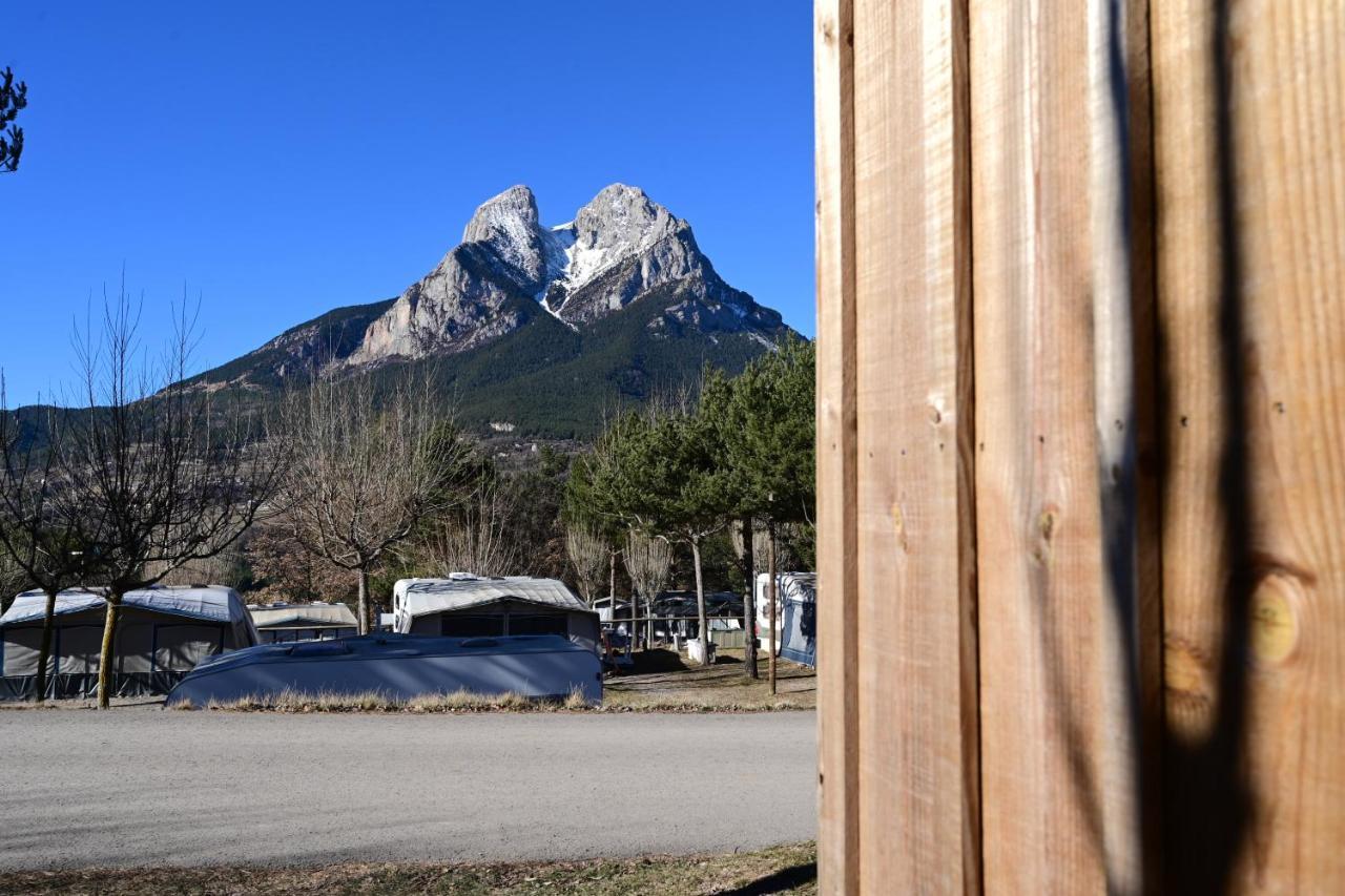 Bungalows Del Camping Pedraforca Saldés Dış mekan fotoğraf
