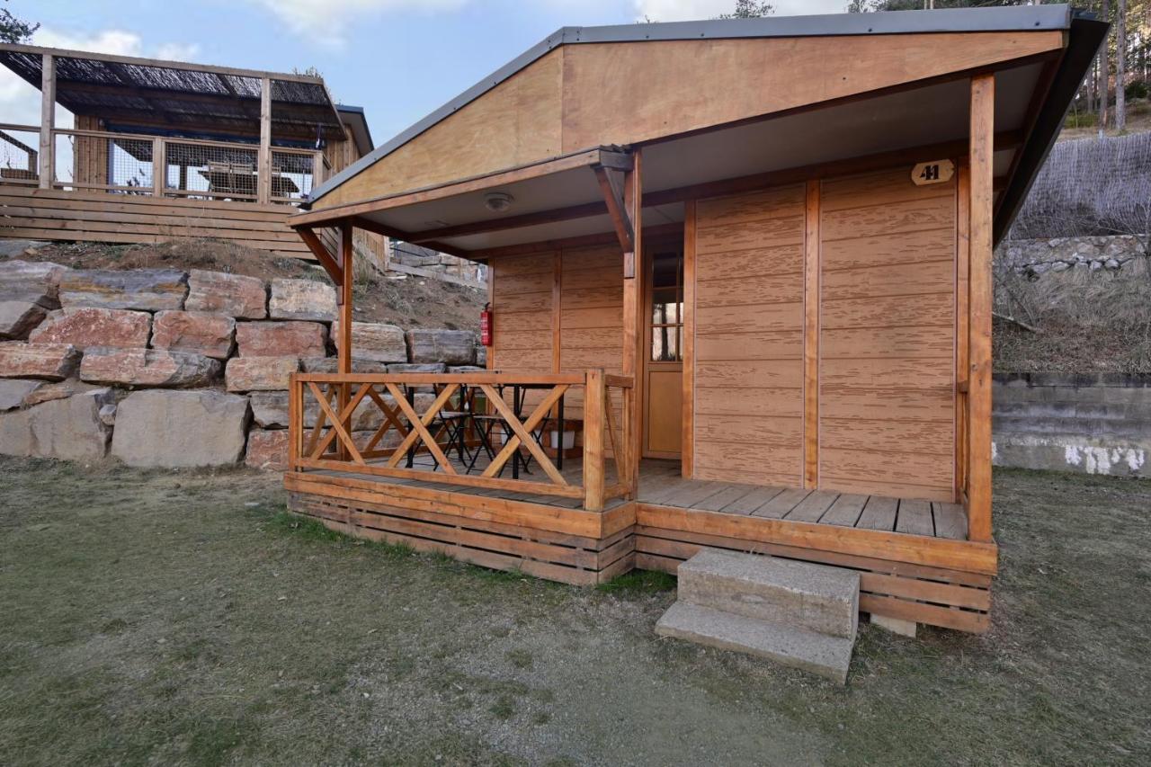 Bungalows Del Camping Pedraforca Saldés Dış mekan fotoğraf