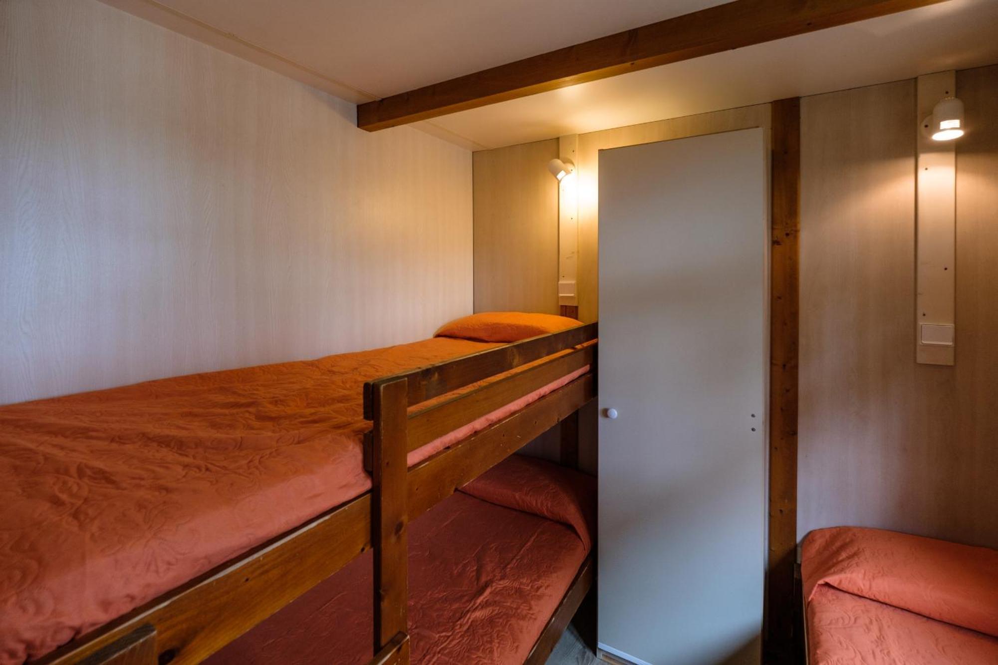 Bungalows Del Camping Pedraforca Saldés Oda fotoğraf