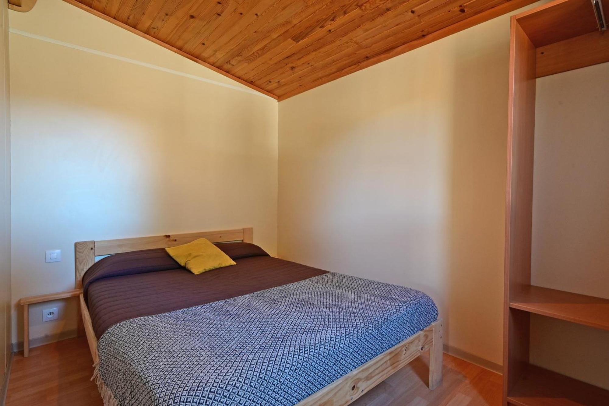 Bungalows Del Camping Pedraforca Saldés Oda fotoğraf