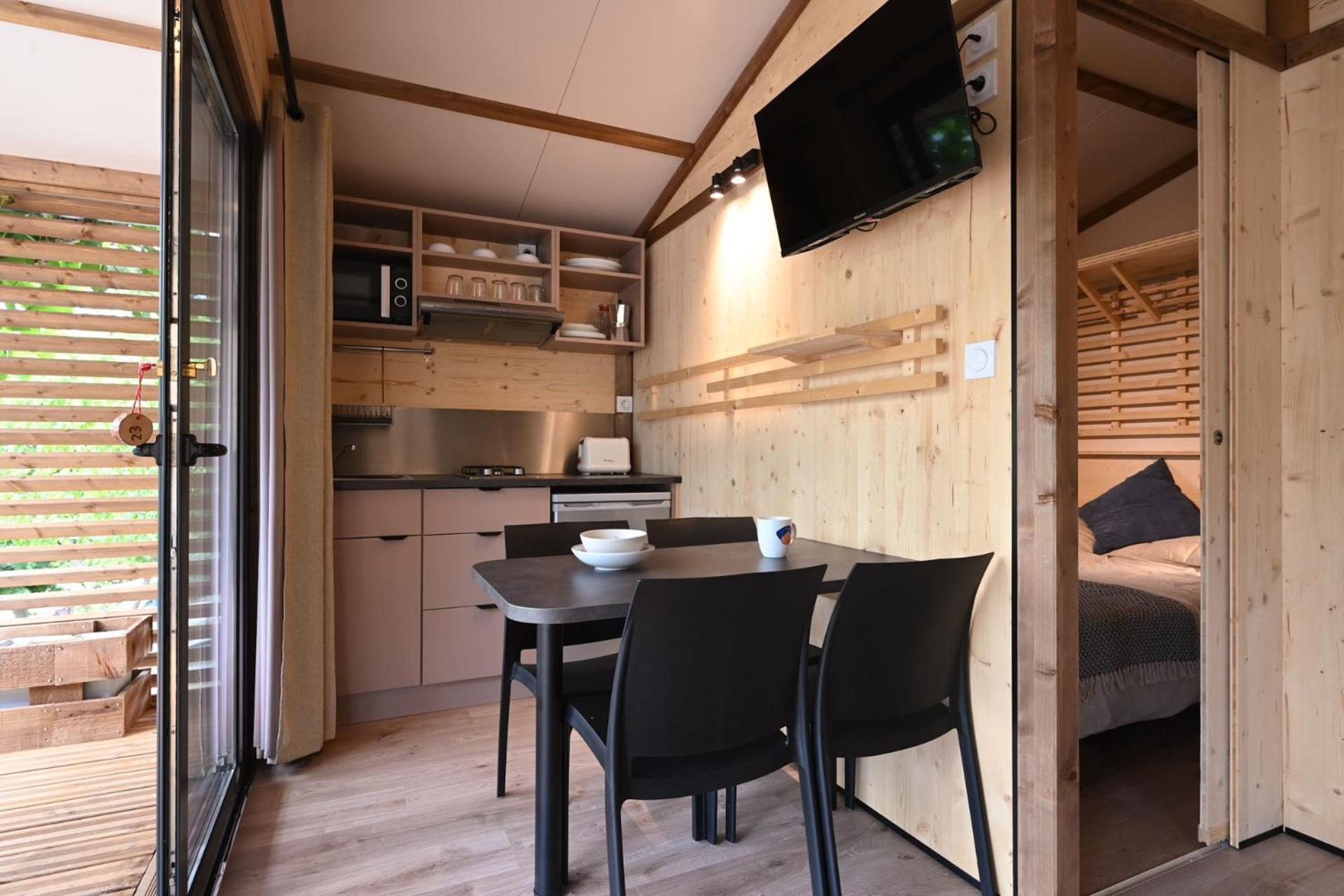 Bungalows Del Camping Pedraforca Saldés Oda fotoğraf