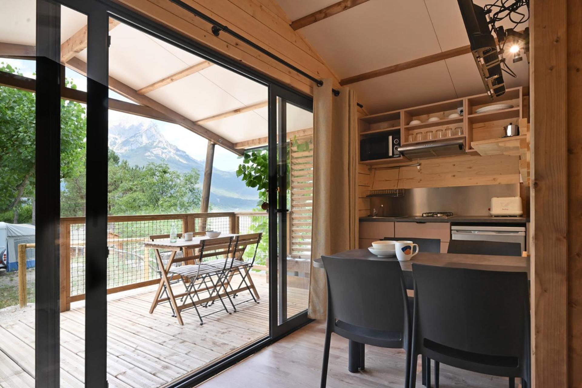 Bungalows Del Camping Pedraforca Saldés Oda fotoğraf