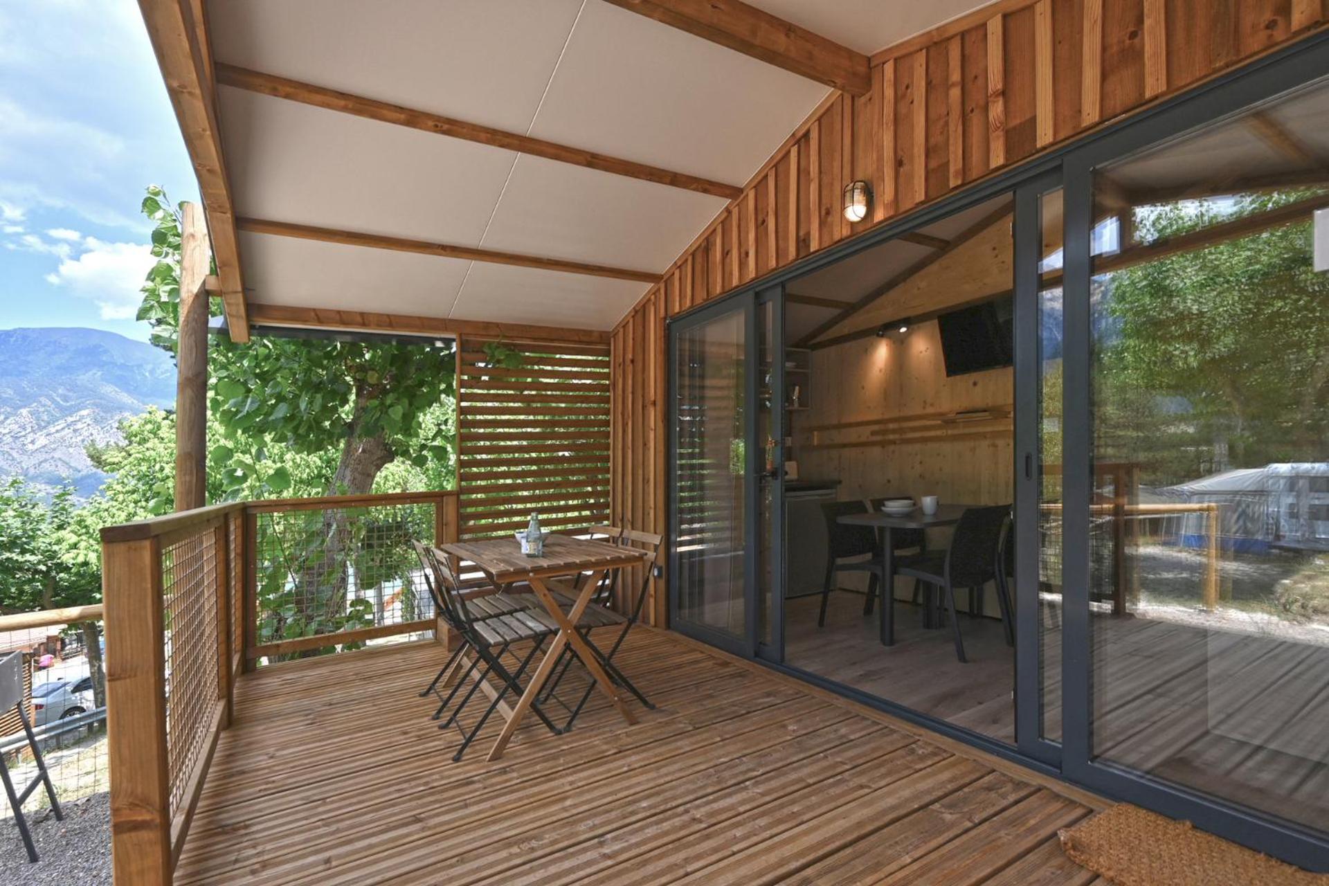 Bungalows Del Camping Pedraforca Saldés Oda fotoğraf