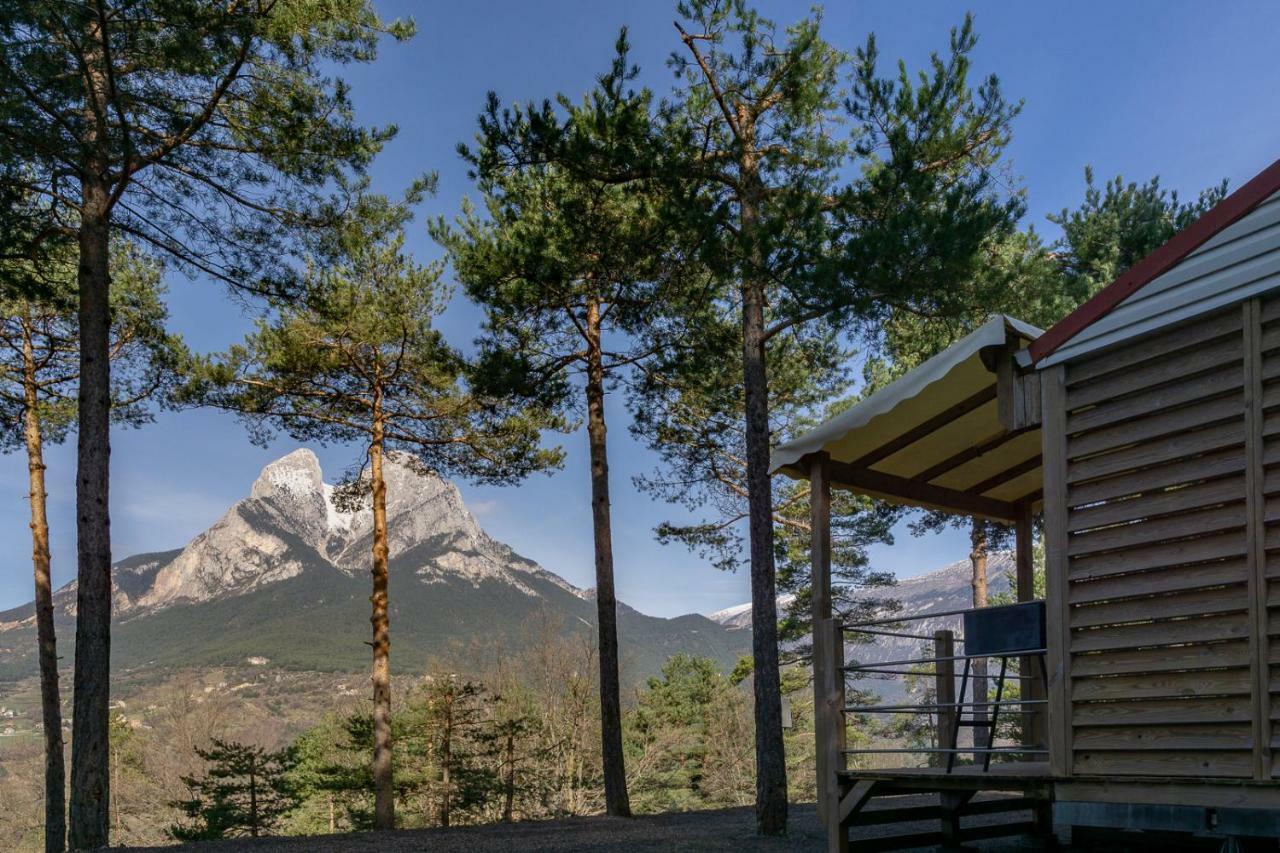 Bungalows Del Camping Pedraforca Saldés Dış mekan fotoğraf